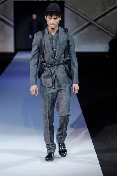 Look 54